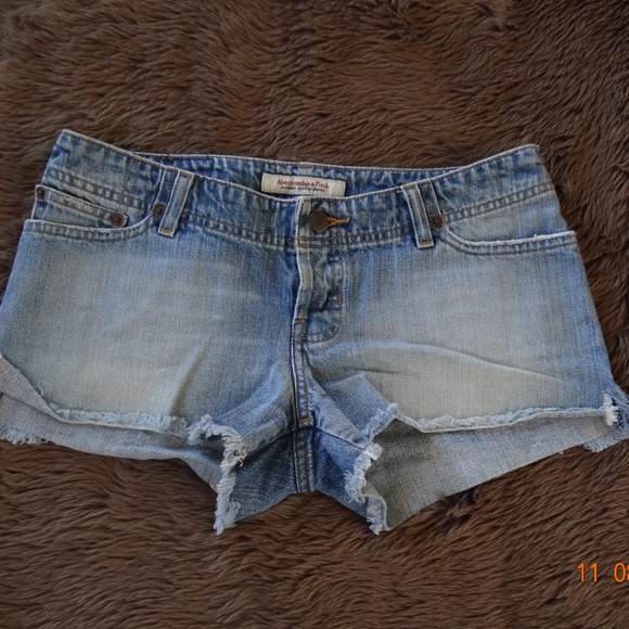 Abercrombie & Fitch Pants - Abercrombie & fitch women jeans short size 2